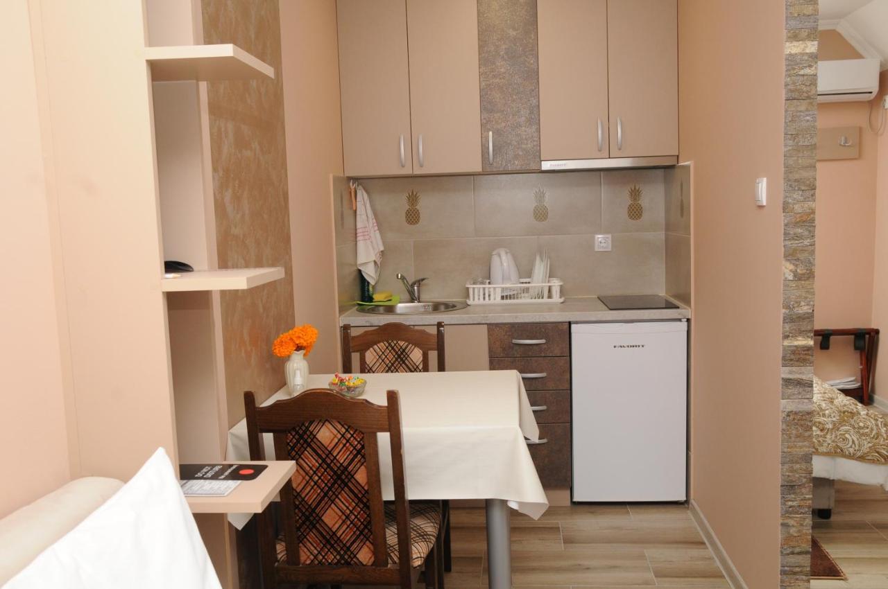 Favorit Apartments Τσάτσακ Εξωτερικό φωτογραφία
